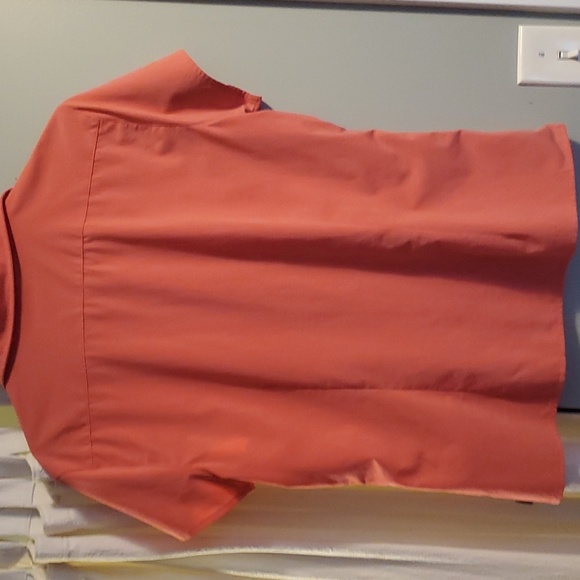 North Face shirt - Picture 3 of 4